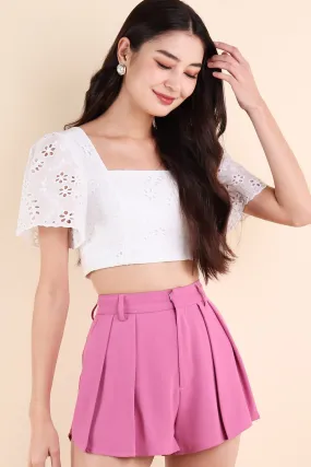 ELYSSA EYELET TOP IN WHITE