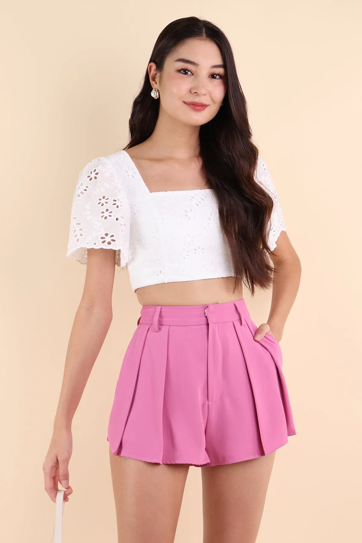 ELYSSA EYELET TOP IN WHITE