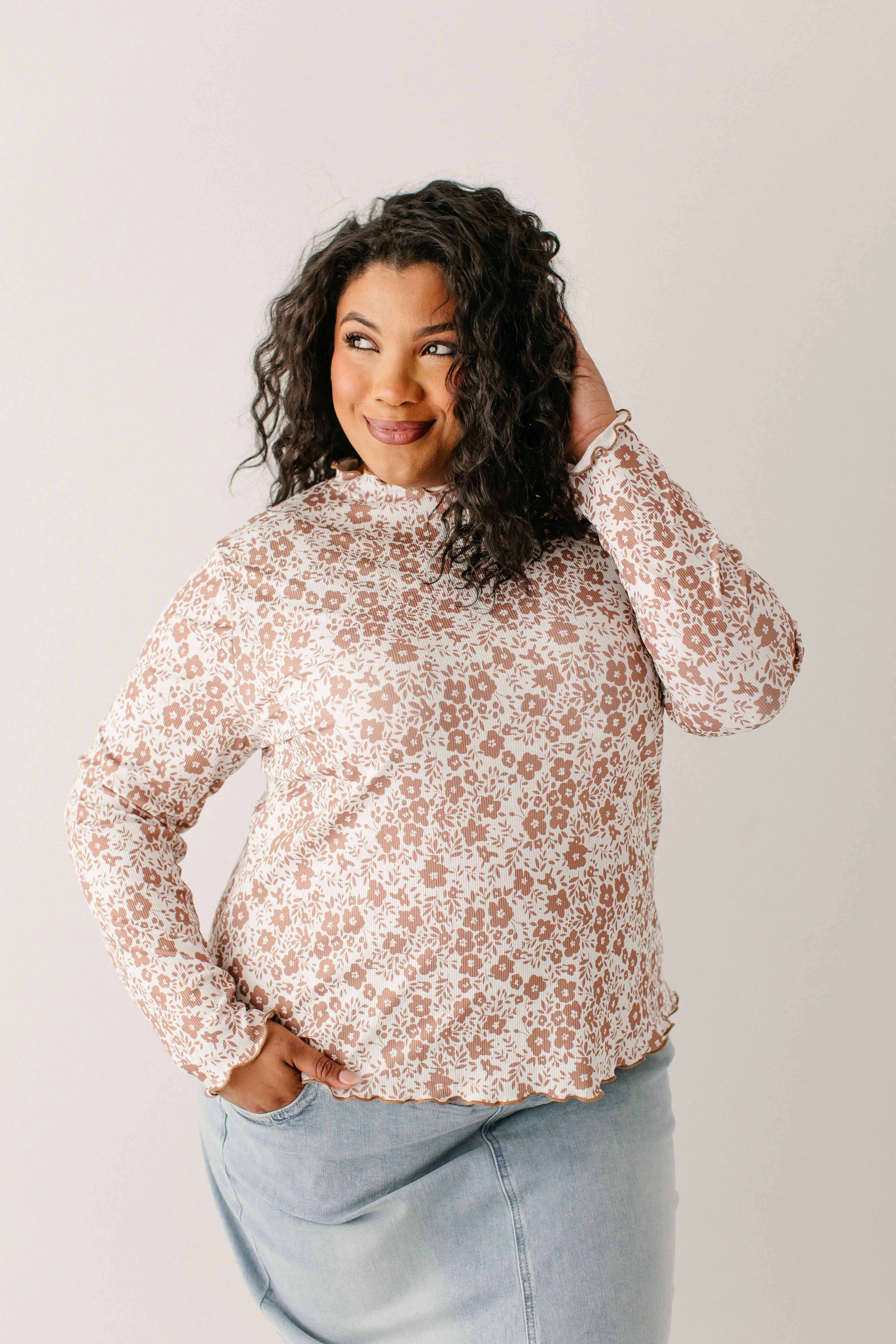 Plus 'Janine' Ribbed Floral Lettuce Hem Top in Ivory FINAL SALE